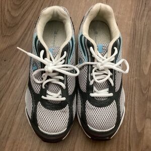 Champion Sneakers size 6 + Bonus Air Walk High Tops Size 6